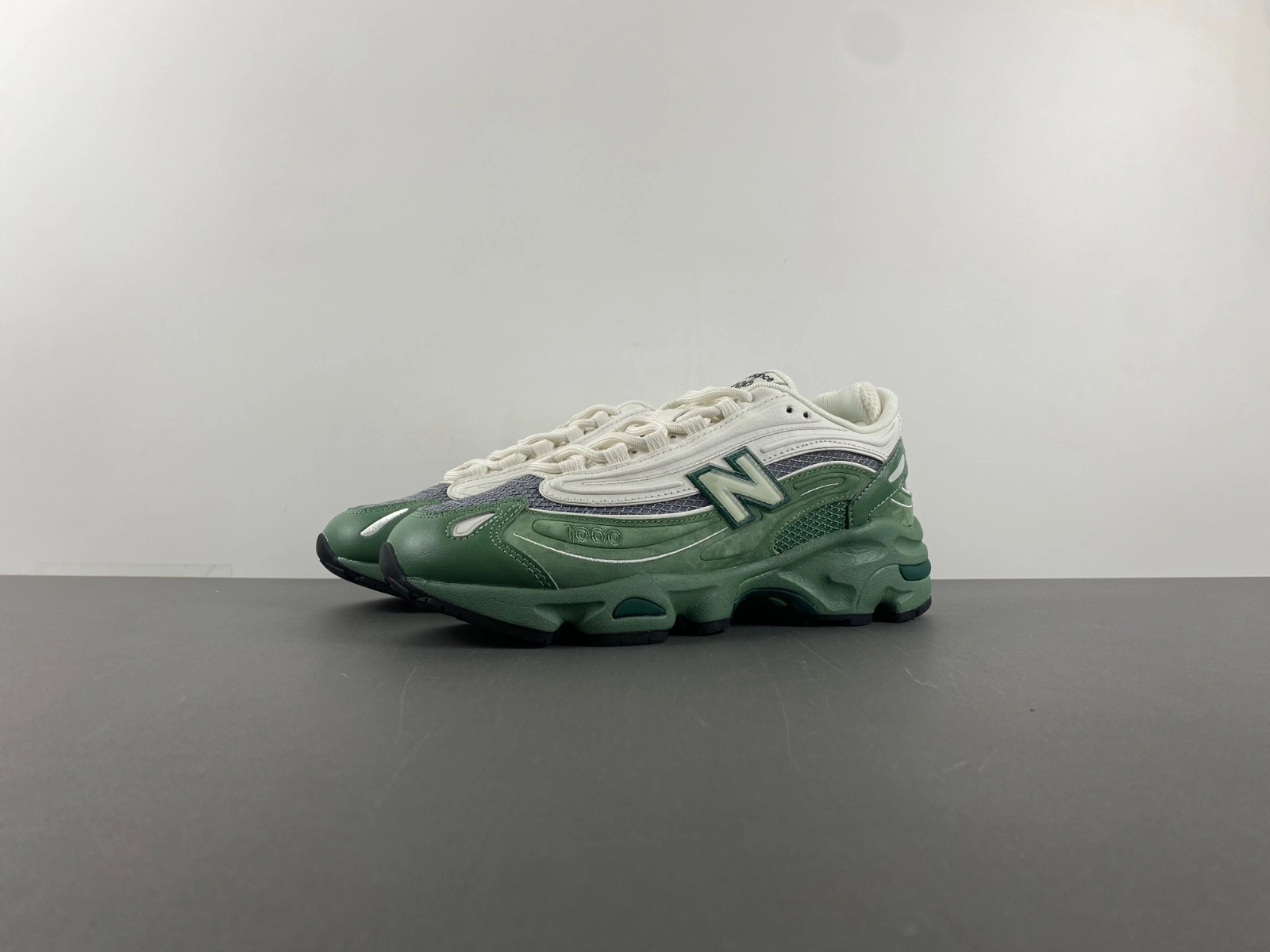 Minimalist New Balance 1000 Green Grey M1000MA 2411
