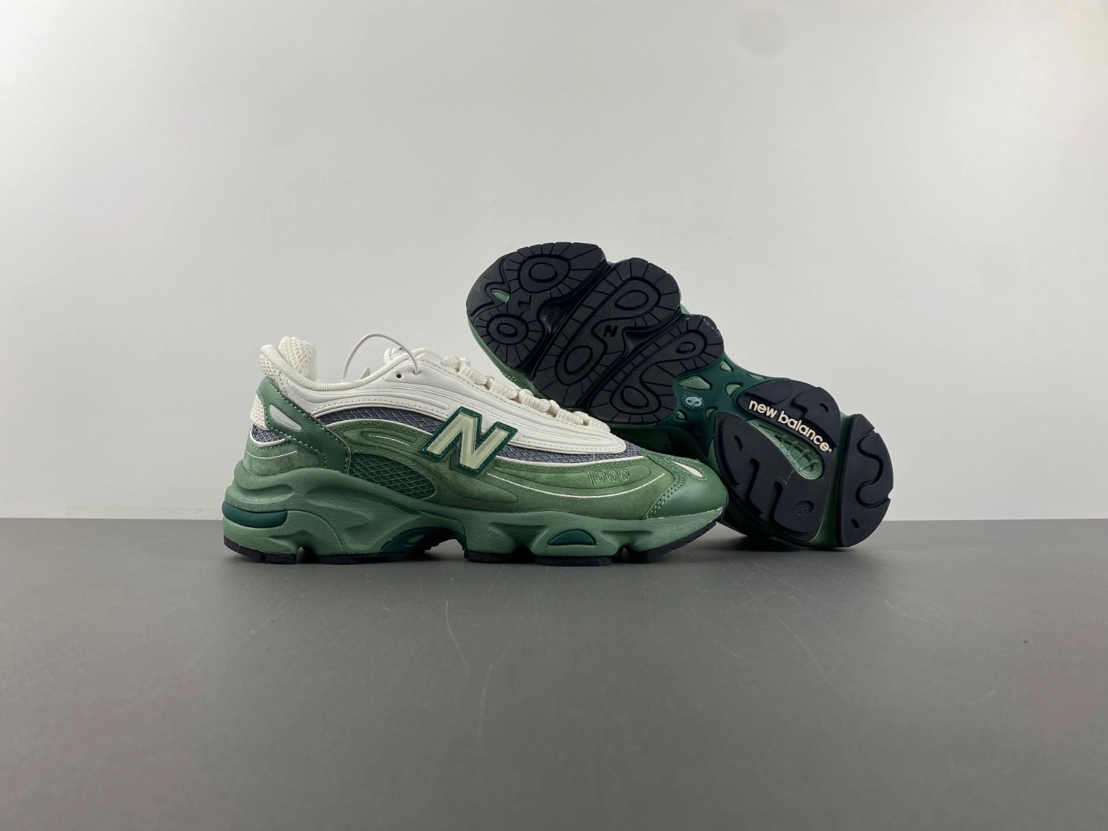 Minimalist New Balance 1000 Green Grey M1000MA 2411