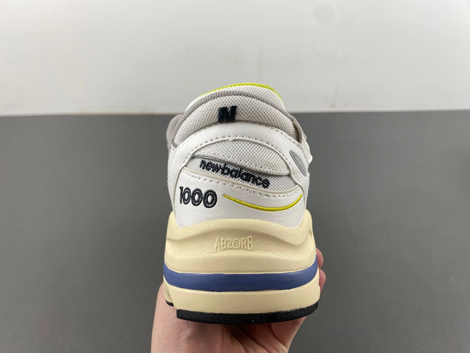 OdorResistant New Balance 1000 Sea Salt Heron Blue M1000CA 2428