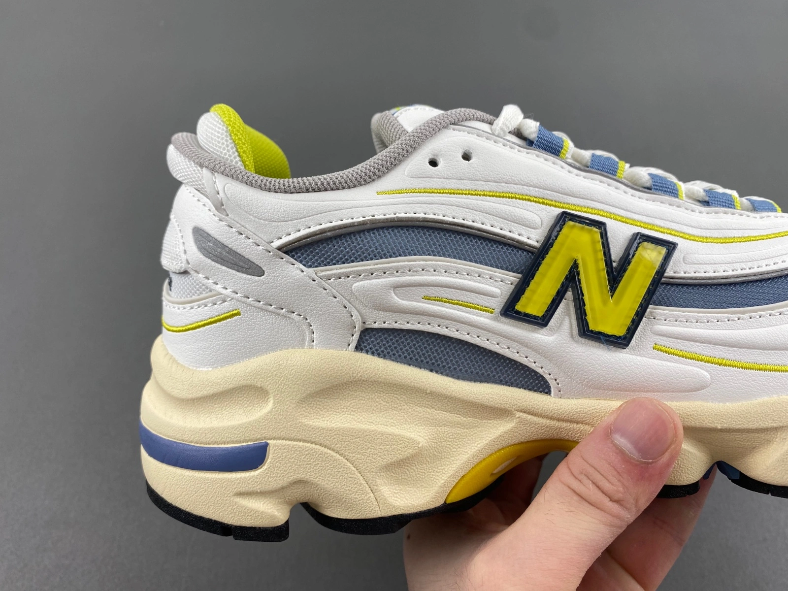 OdorResistant New Balance 1000 Sea Salt Heron Blue M1000CA 2428