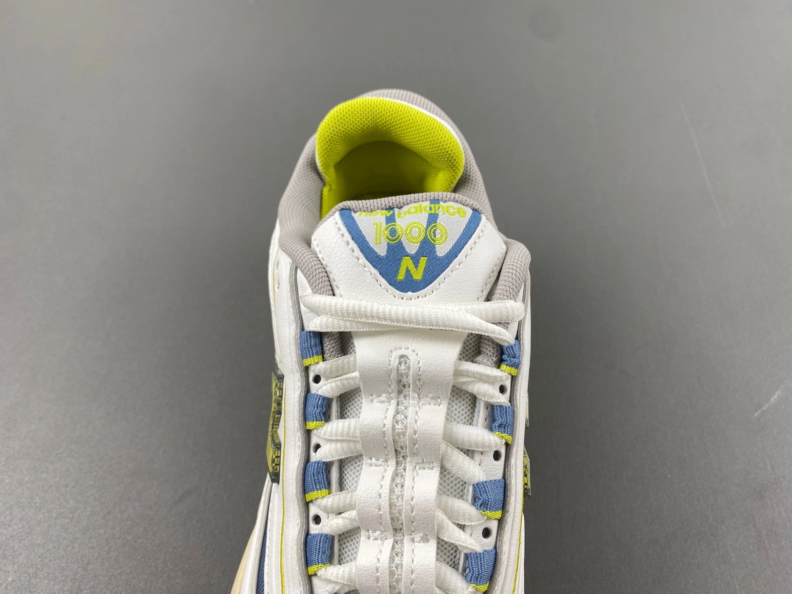 OdorResistant New Balance 1000 Sea Salt Heron Blue M1000CA 2428