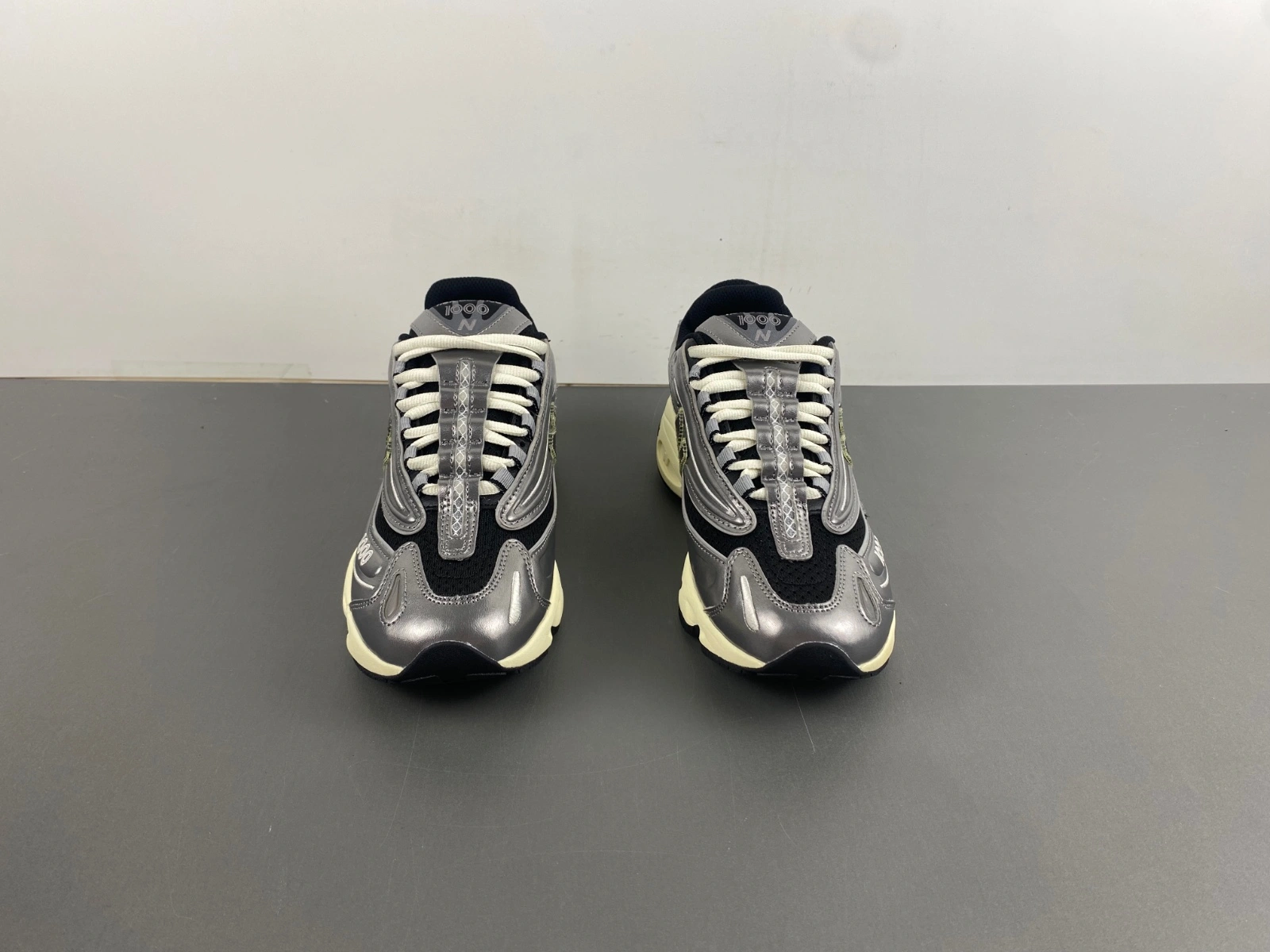 New Balance 1000 Silver Metallic M1000SL StreetReady 2437