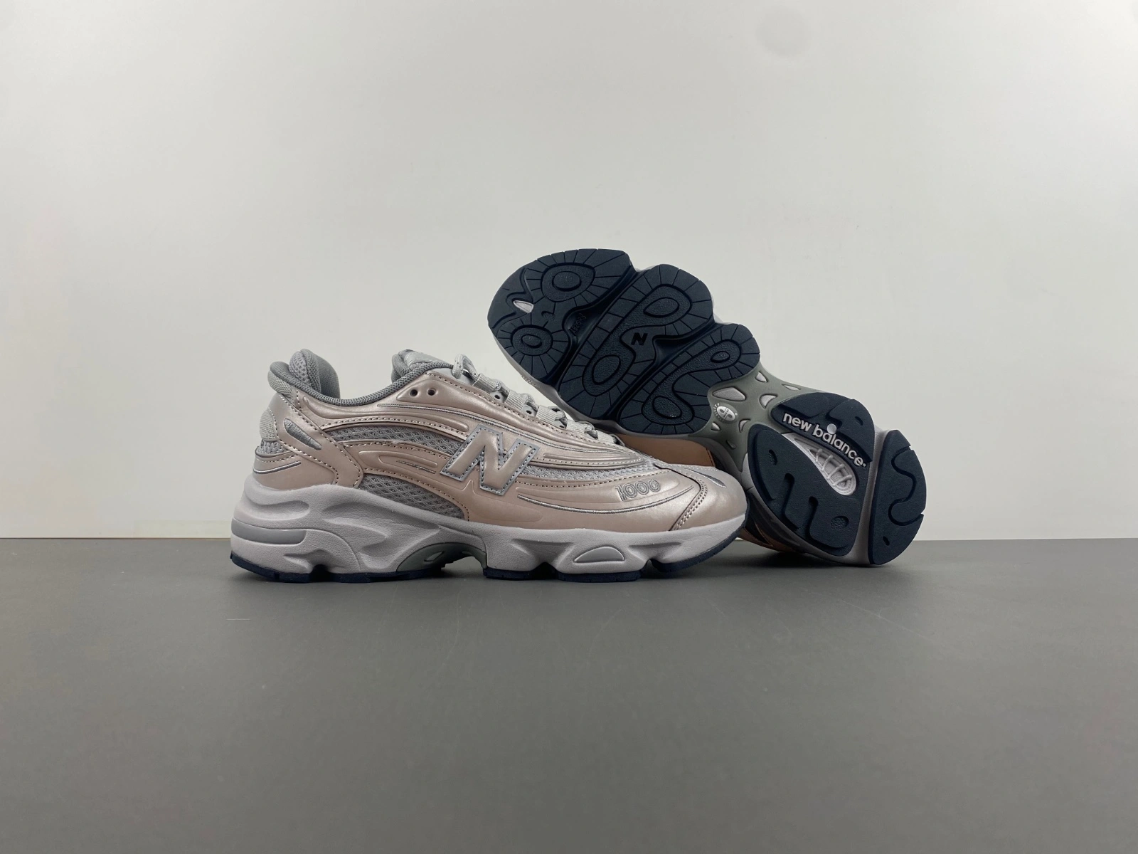 Breathable New Balance 1000 Silver Reflective M1000TE 2426