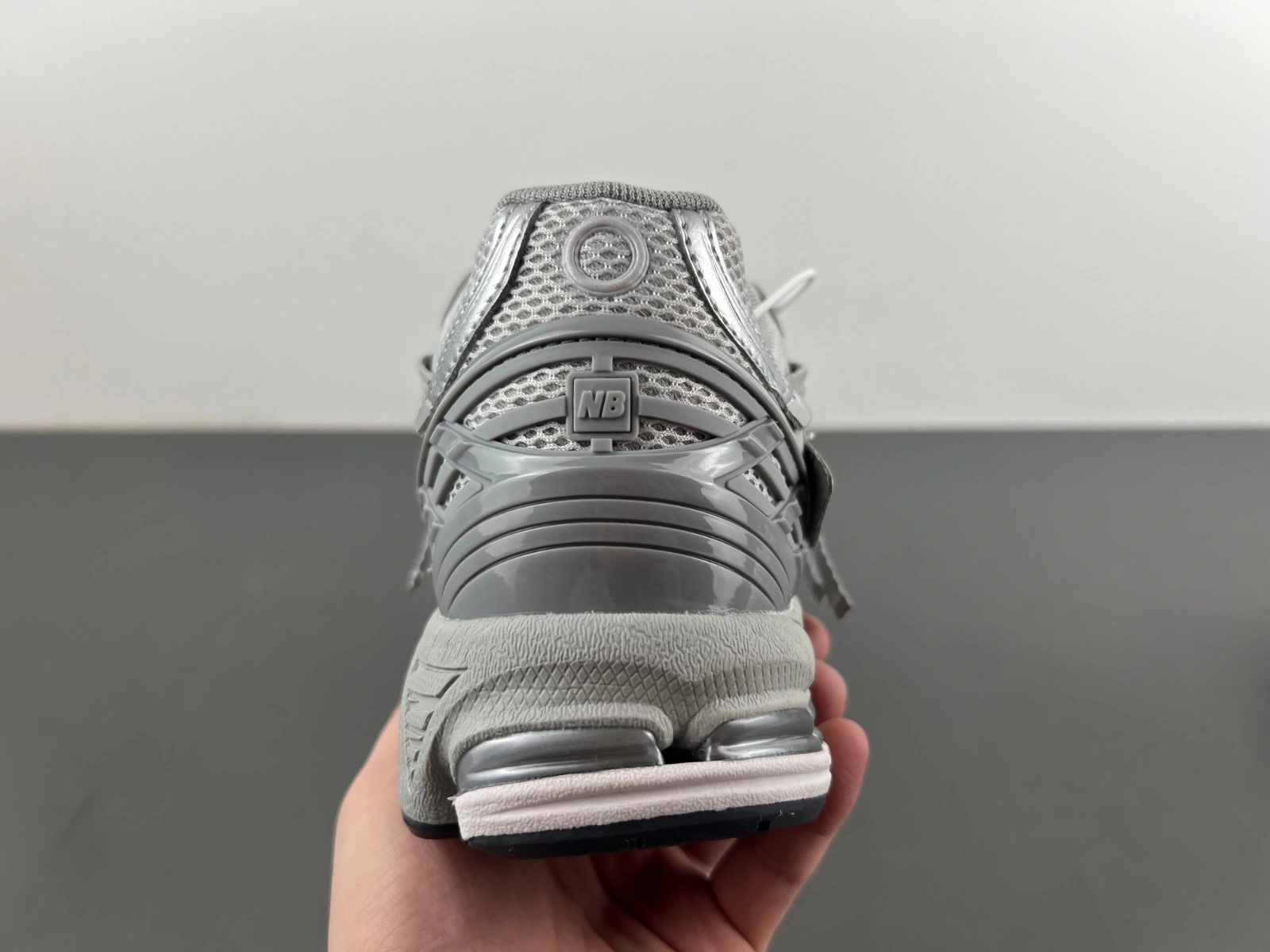 Premium New Balance 1906A Concrete Silver Metallic M1906AG 2422