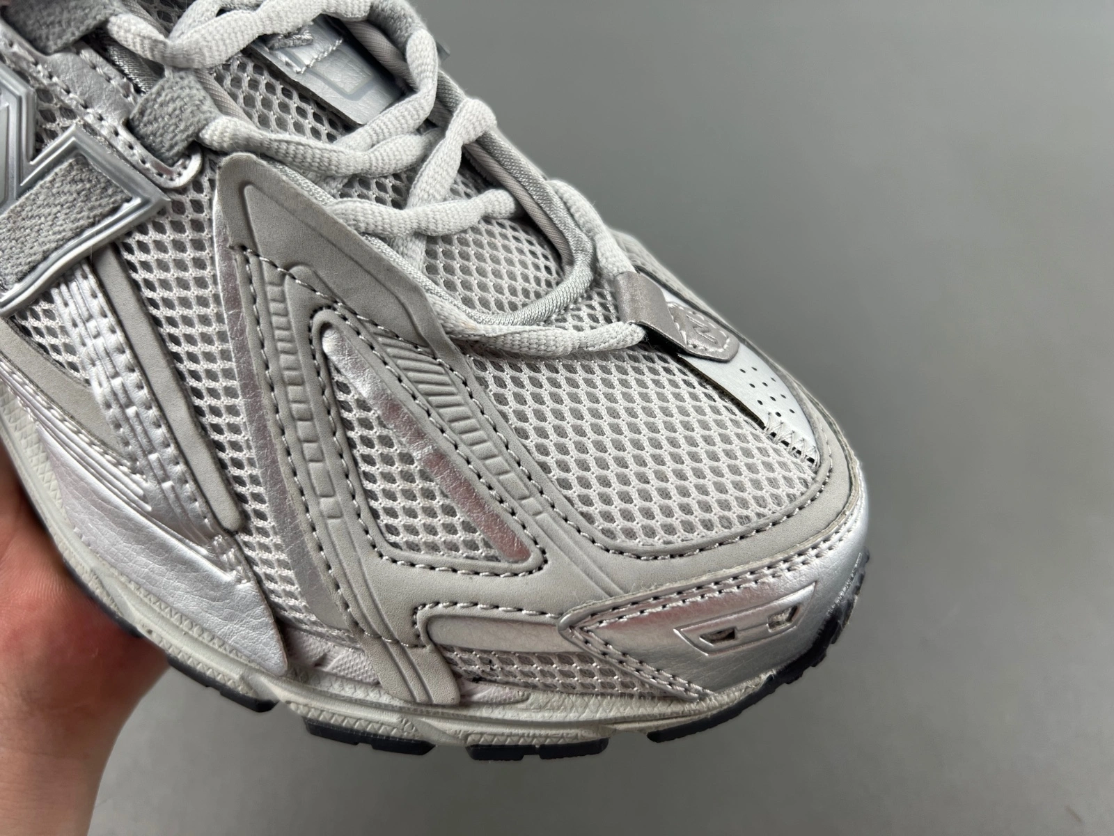 Premium New Balance 1906A Concrete Silver Metallic M1906AG 2422