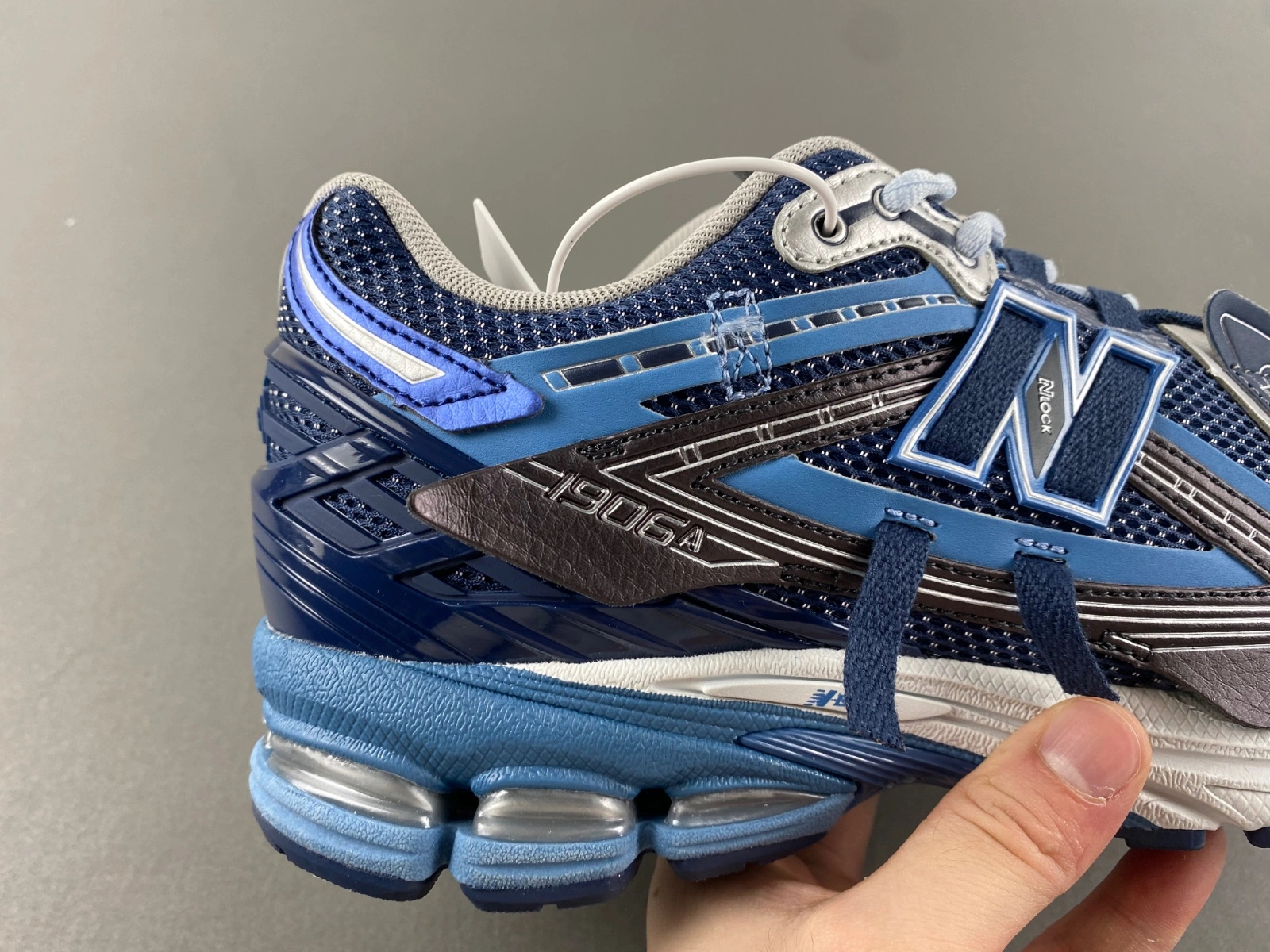 SmoothTexture New Balance 1906A Deep Blue U1906AB 2394