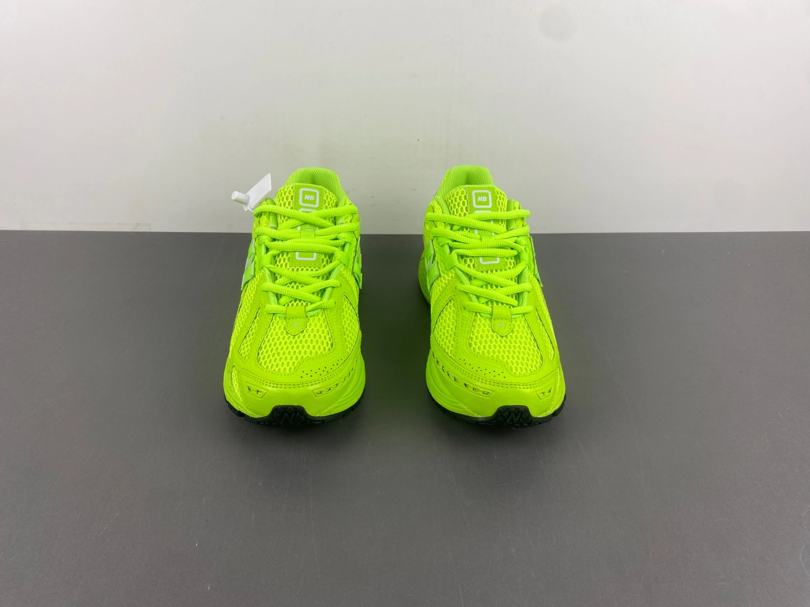 Breathable New Balance 1906R ASOS Exclusive Neon Green M1906RAA 2374