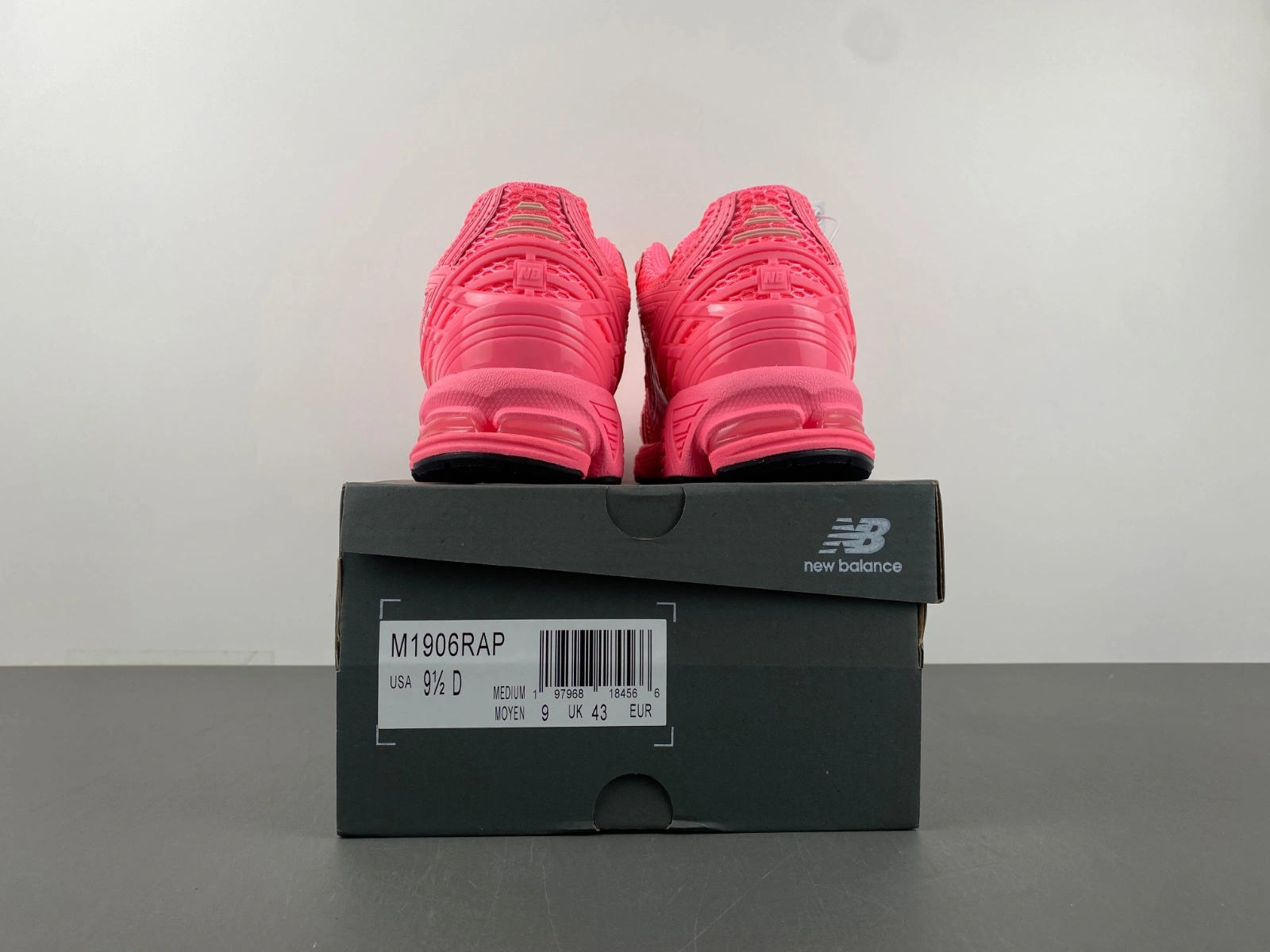 New Balance 1906R ASOS Exclusive Neon Pink M1906RAP Resilient 2376