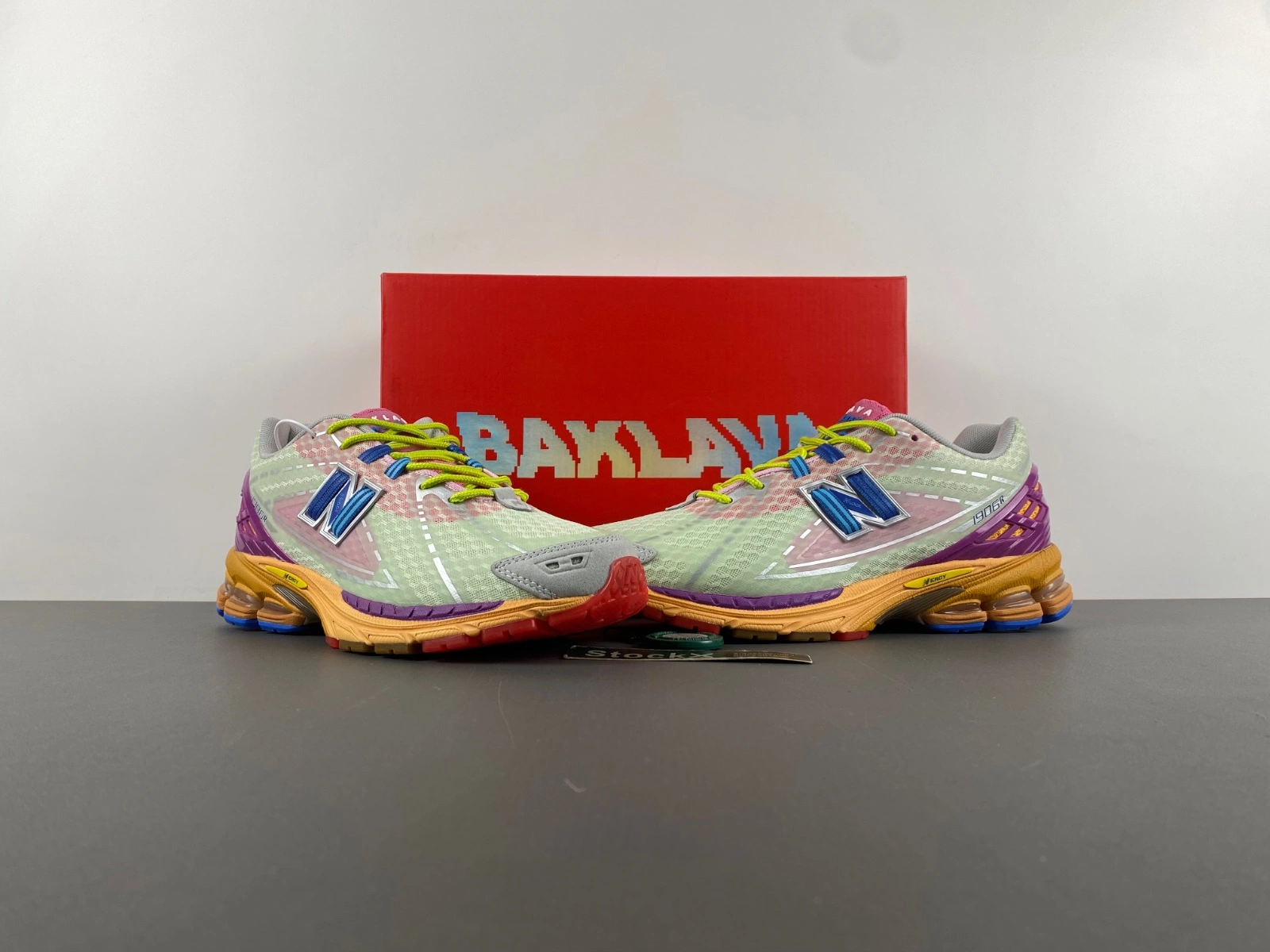 AllSeason New Balance 1906R Action Bronson Rosewater M1906RKL 2397