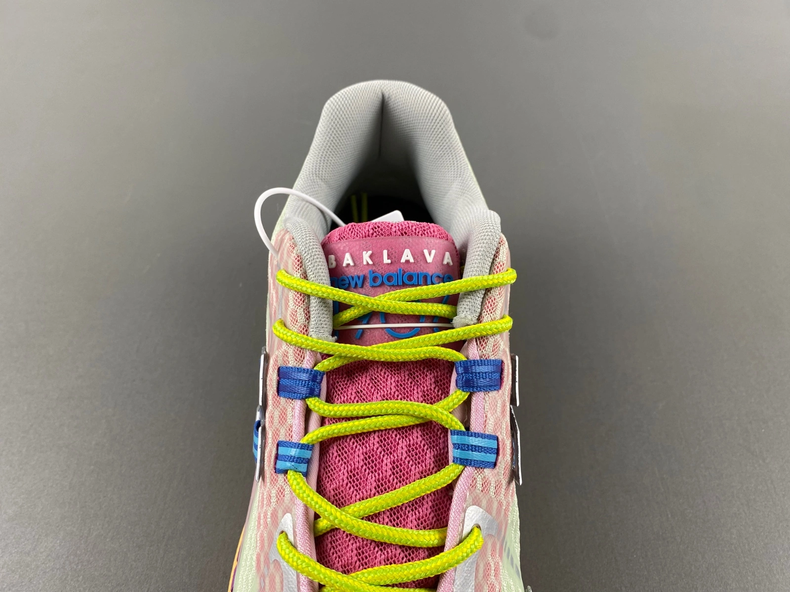 AllSeason New Balance 1906R Action Bronson Rosewater M1906RKL 2397