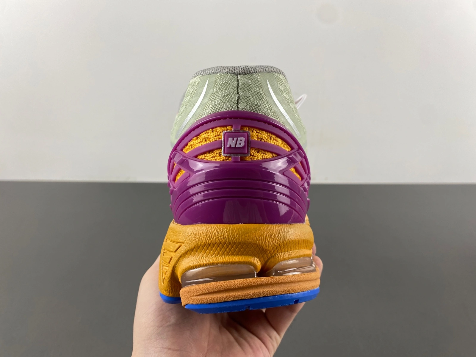 AllSeason New Balance 1906R Action Bronson Rosewater M1906RKL 2397