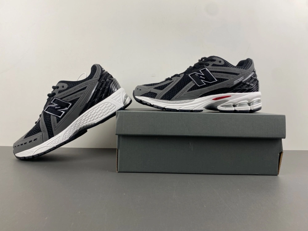 New Balance 1906R Black Team Red Castlerock U1906RCB StreetReady 2339