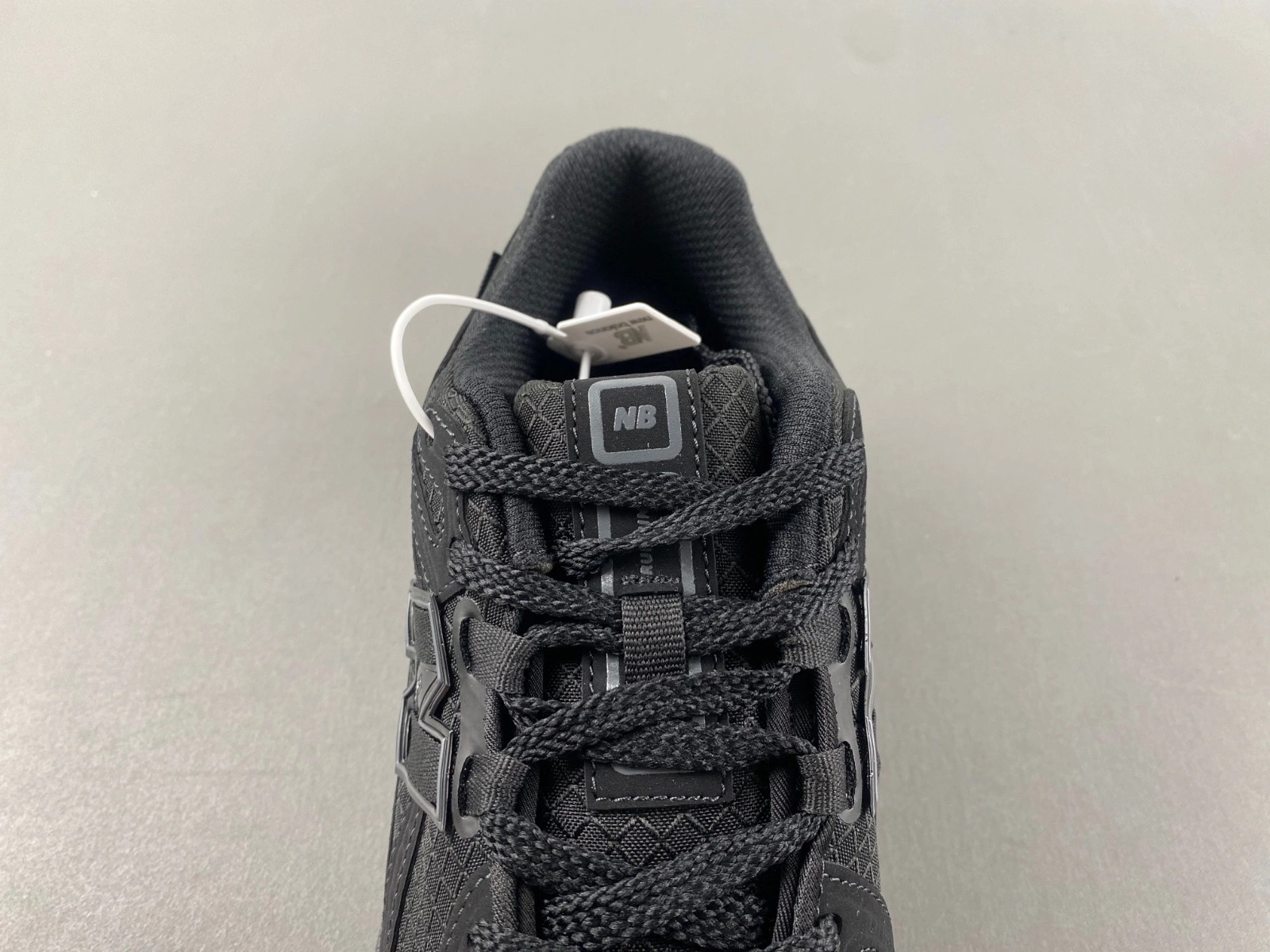 New Balance 1906R Cordura Black Magnet M1906RWF ZipUp 2383