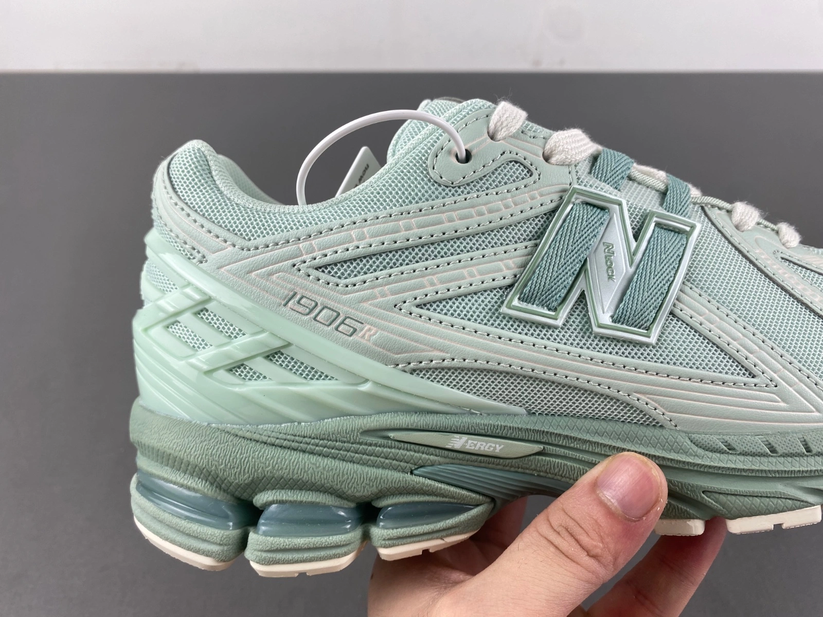 New Balance 1906R Jade Green M1906RZC EasyMatch 2423