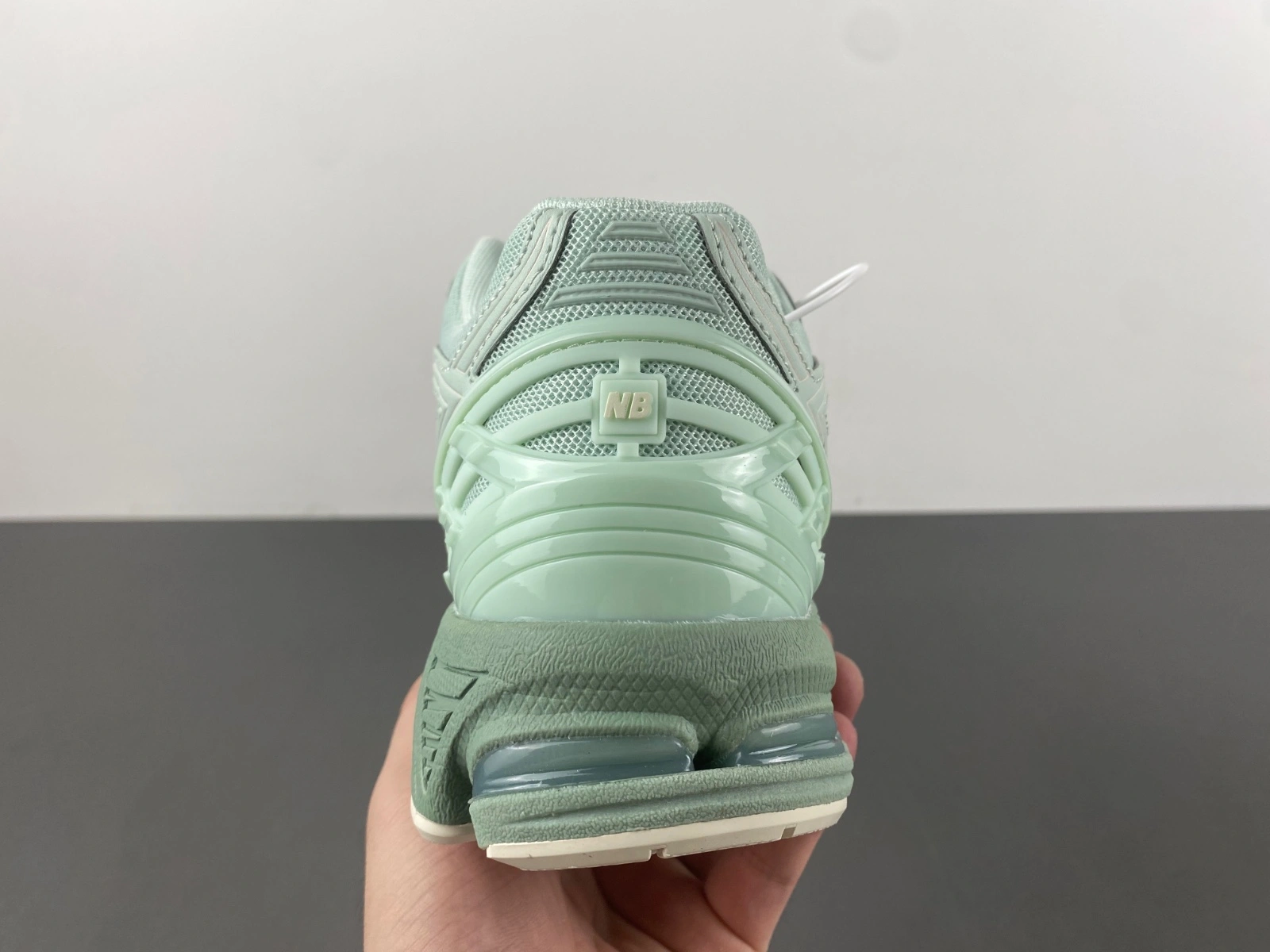 New Balance 1906R Jade Green M1906RZC EasyMatch 2423