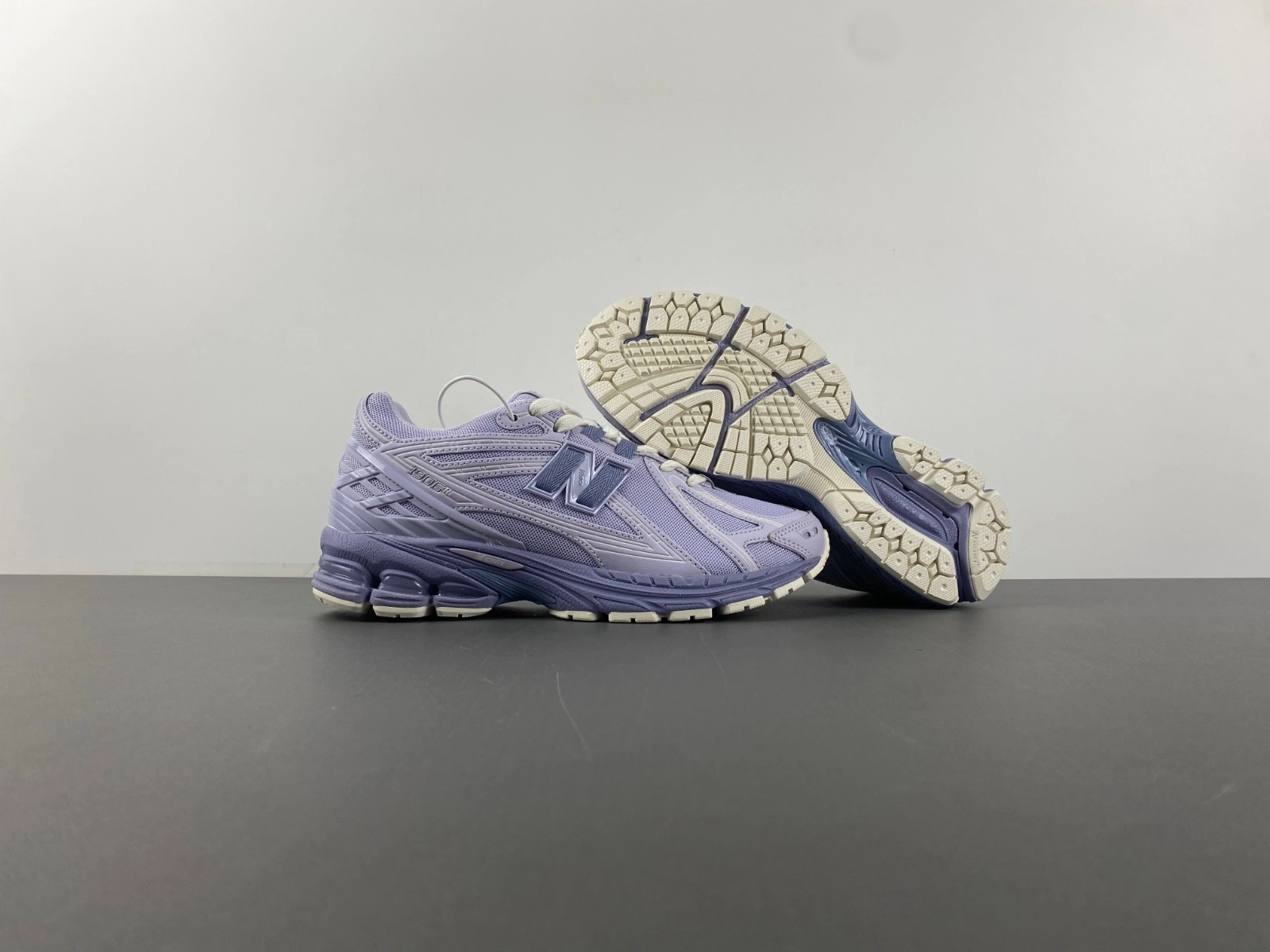 UrbanStyle New Balance 1906R Lilac Purple M1906RZV 2414