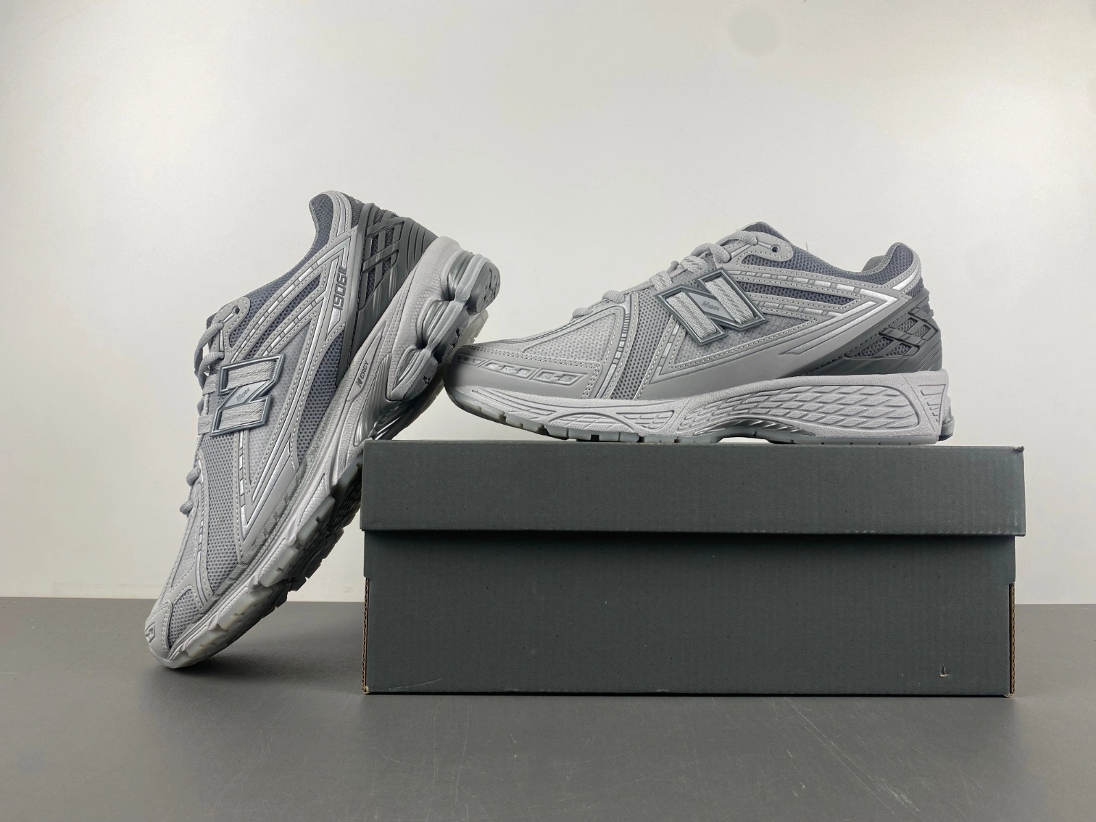 New Balance 1906R Lunar New Year Raincloud U1906RNY Classic 2367