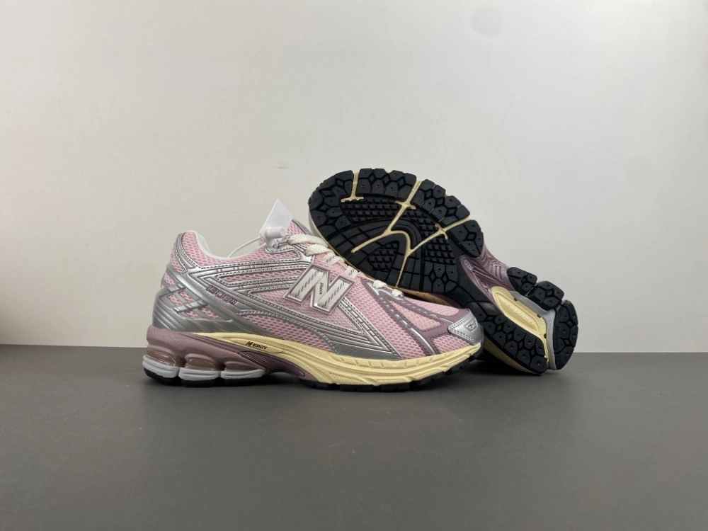 New Balance 1906R Rose Sugar Silver U1906RNF Contemporary 2343