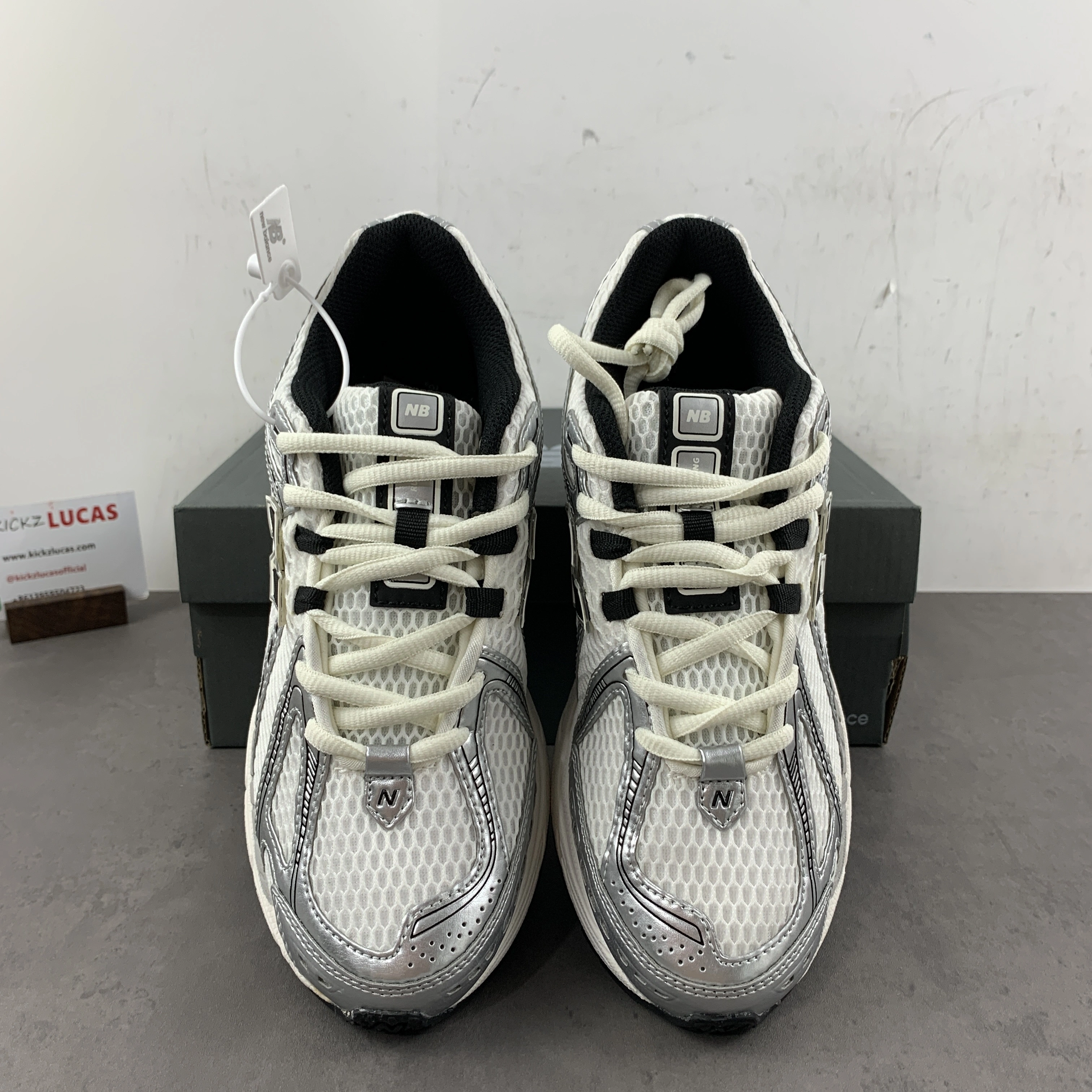 New Balance 1906R Silver Black M1906RER MoistureWicking 2432
