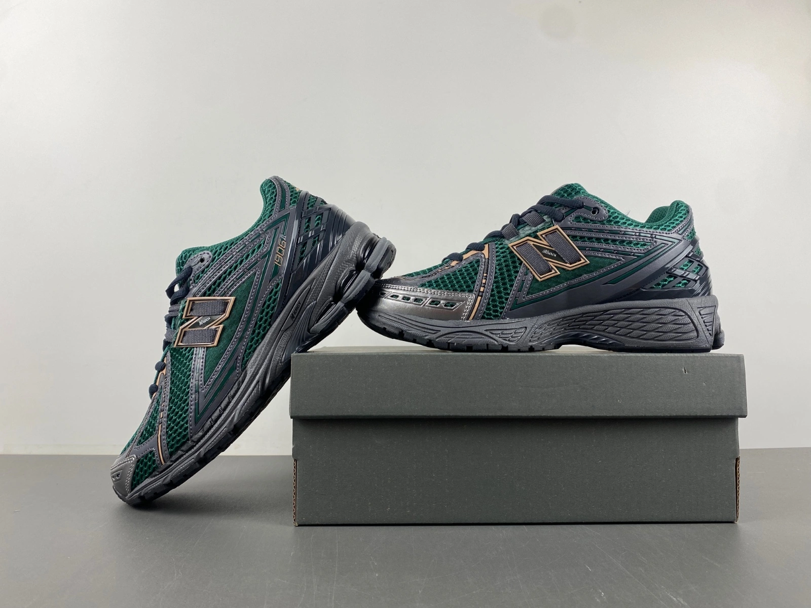 Timeless New Balance 1906R Zalando Trail Mix Green M1906RZM 2371