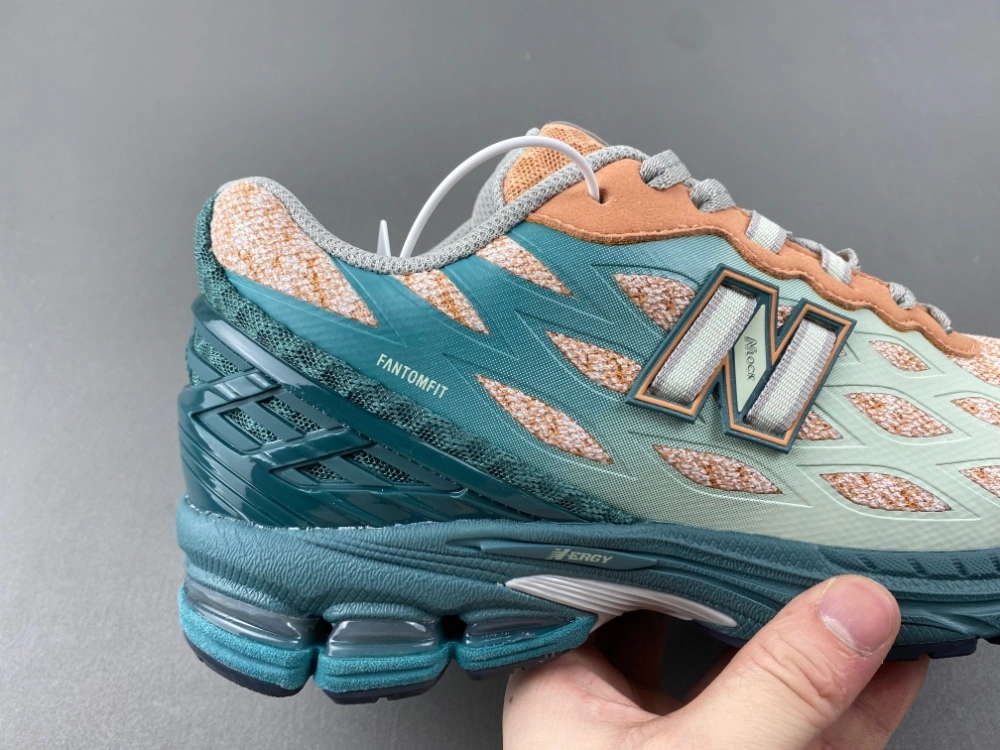 New Balance 1906W New Spruce Light Sparrow U1906WFB TechFriendly 2354