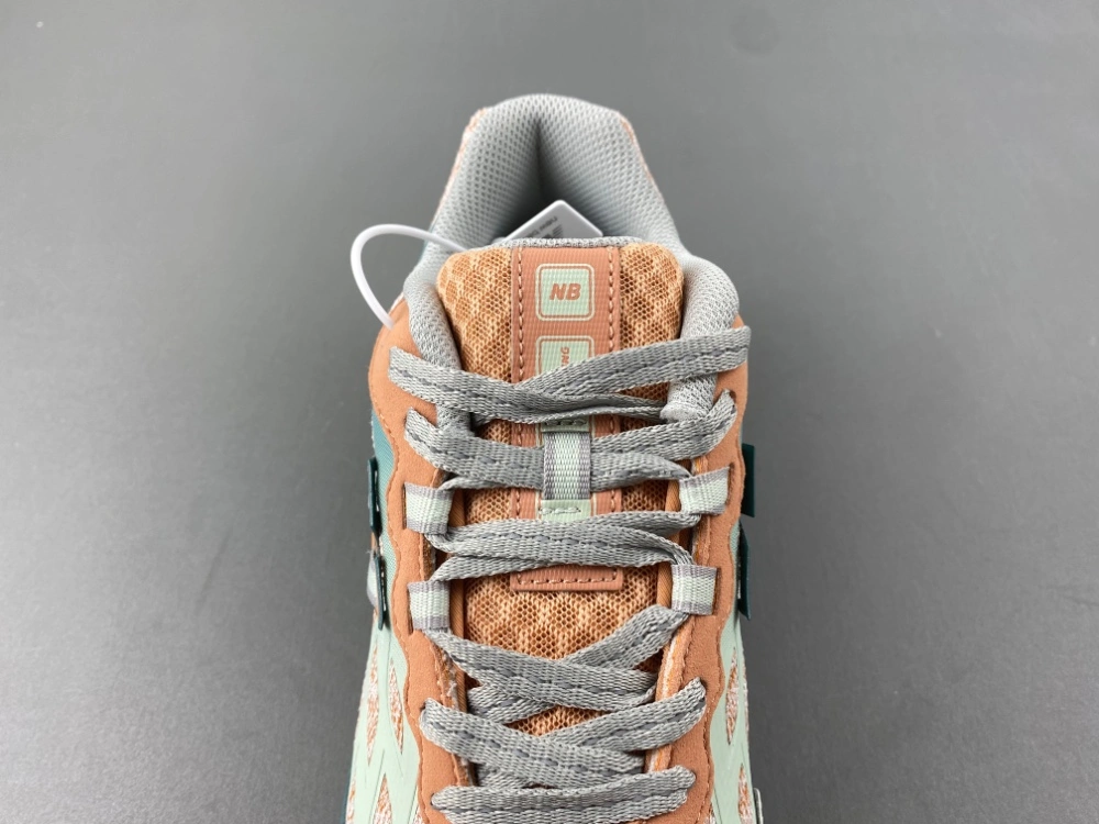 New Balance 1906W New Spruce Light Sparrow U1906WFB TechFriendly 2354