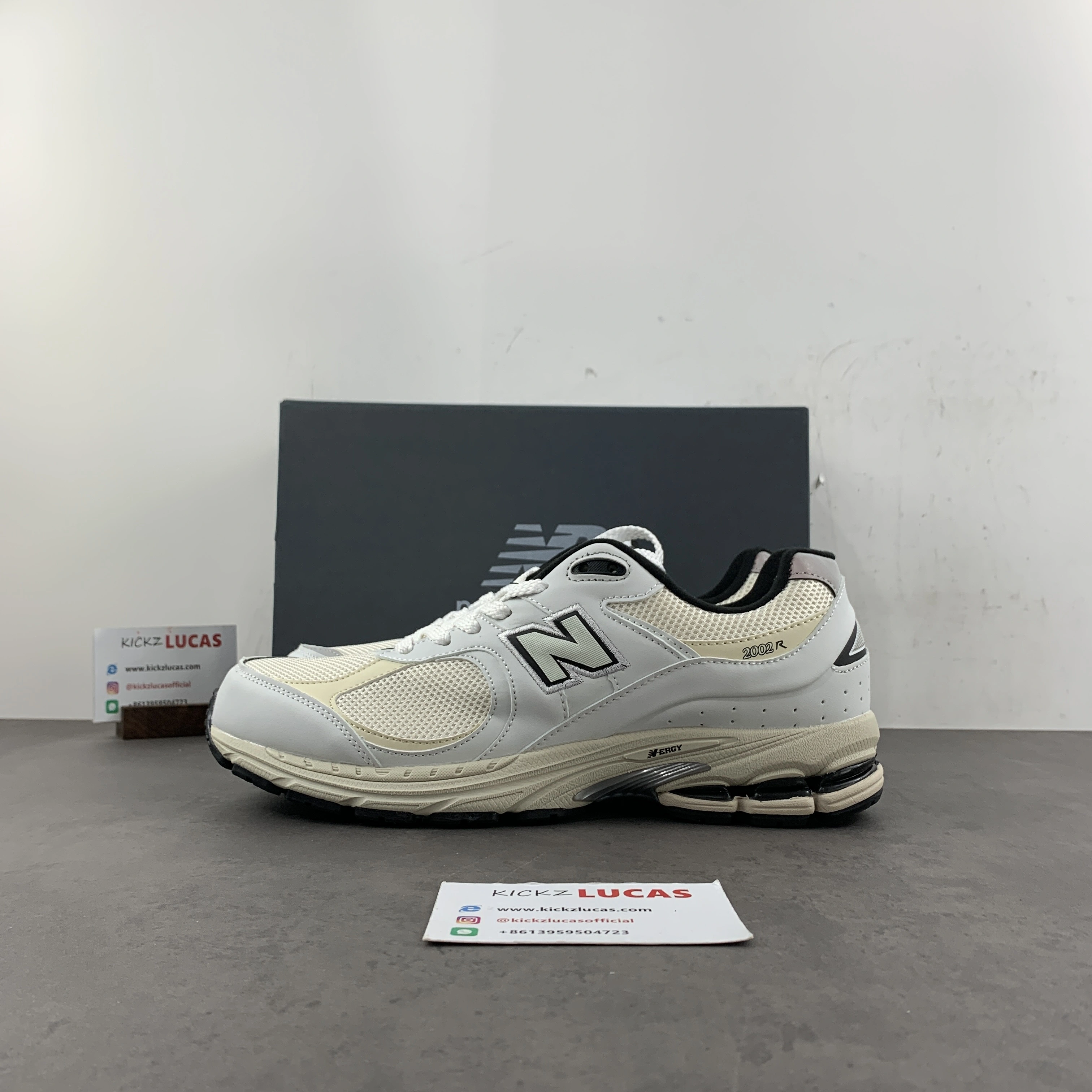 New Balance 2002R Atlas Lemon Haze ML2002RQ SunProtective 2431