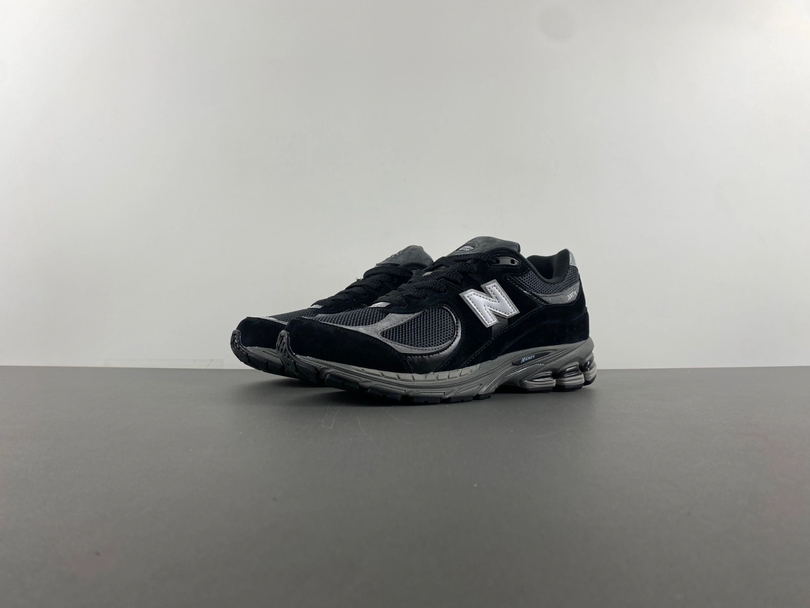 New Balance 2002R Black Dark Grey White M2002RR Classic 2390