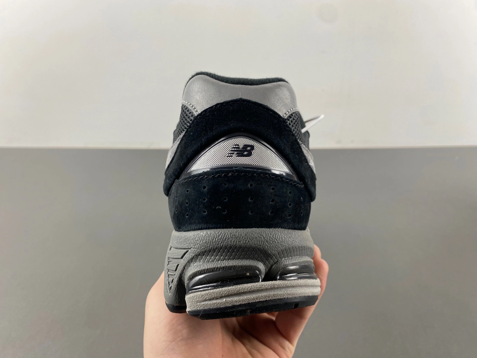 New Balance 2002R Black Dark Grey White M2002RR Classic 2390