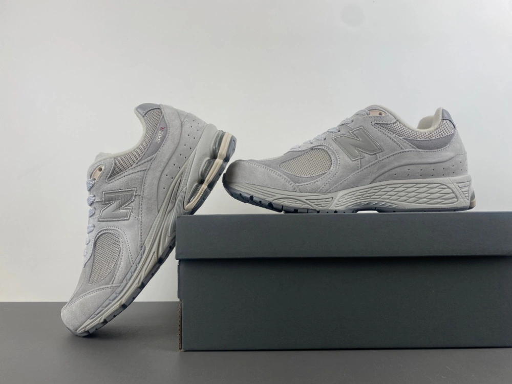 Reliable New Balance 2002R Grey U2002REE 2336