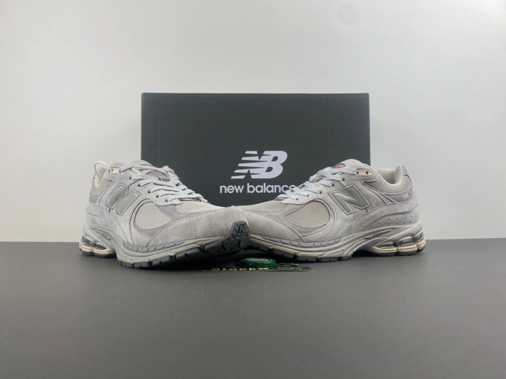 Reliable New Balance 2002R Grey U2002REE 2336