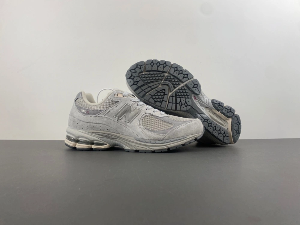 Reliable New Balance 2002R Grey U2002REE 2336