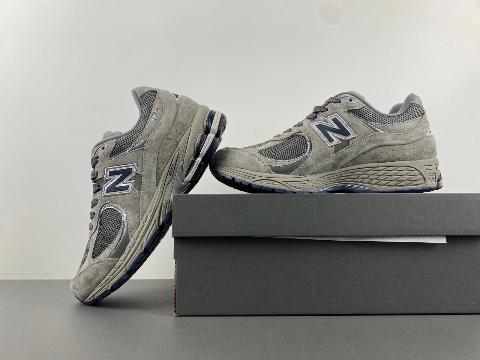 New Balance 2002R Light Grey ML2002RA HighPerformance 2483
