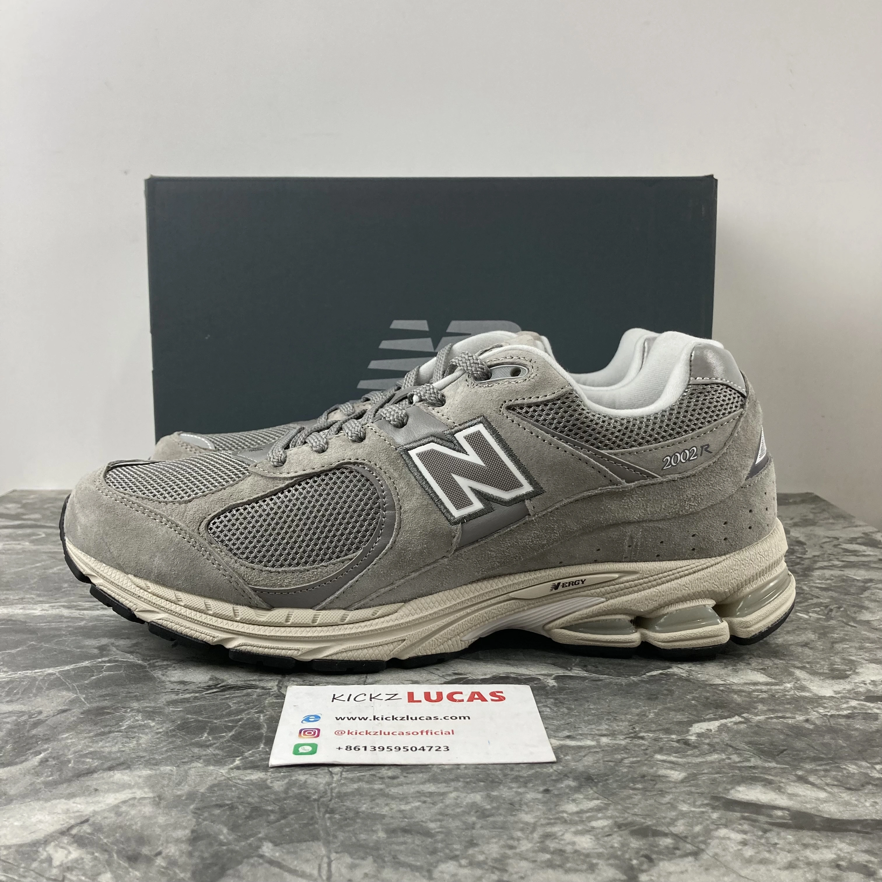 SoftTouch New Balance 2002R Marblehead Light Aluminum ML2002RC 2503