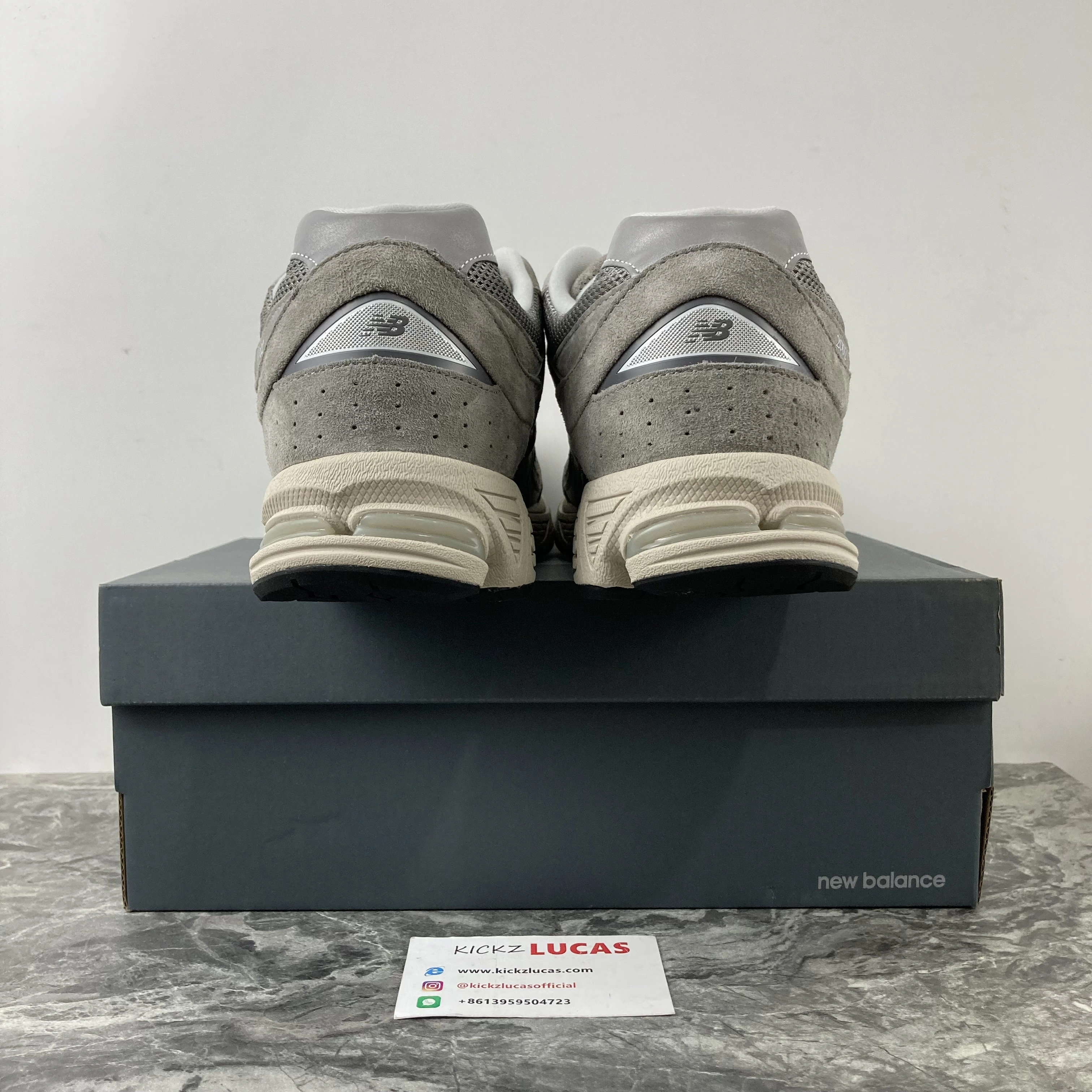SoftTouch New Balance 2002R Marblehead Light Aluminum ML2002RC 2503