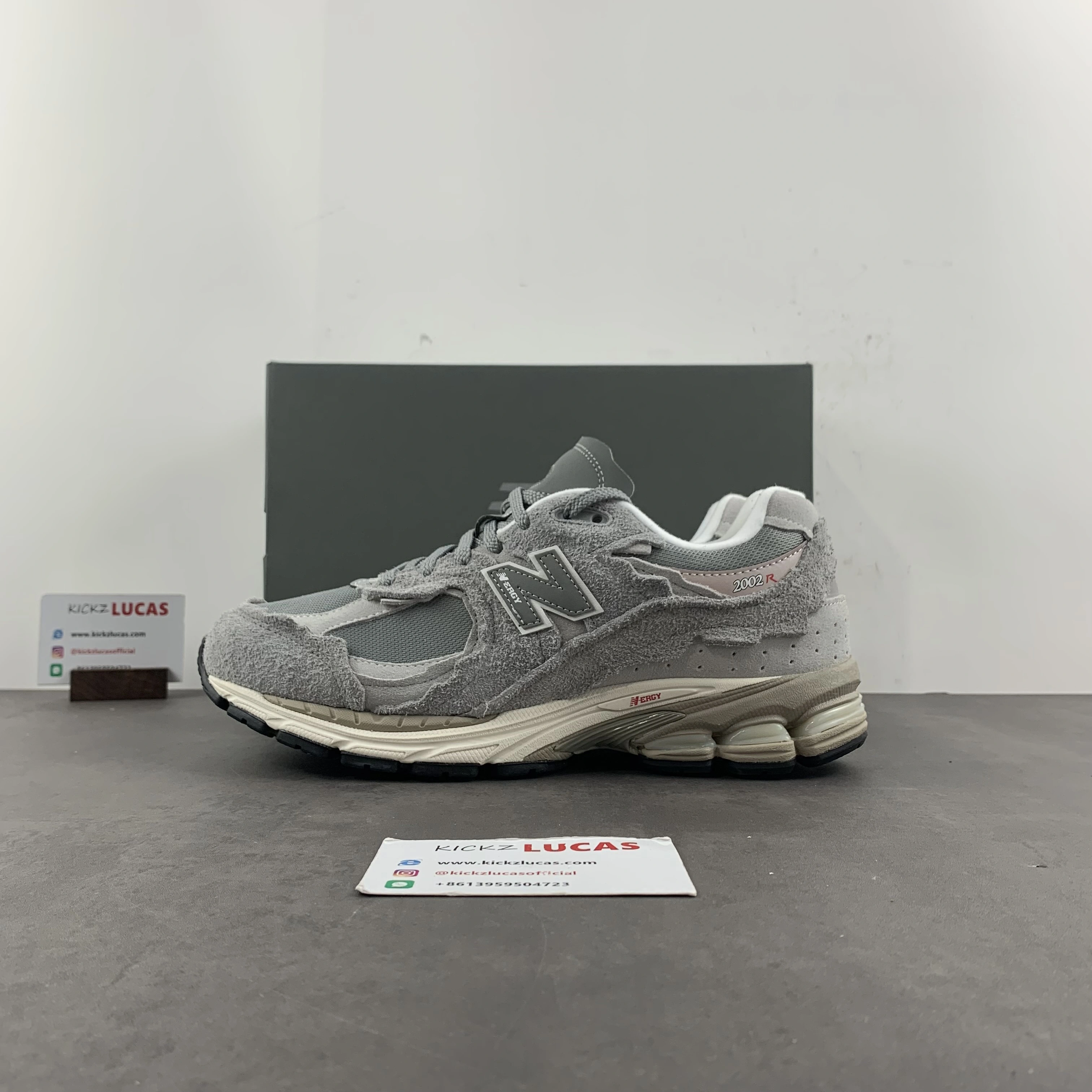New Balance 2002R Protection Pack Grey M2002RDM Snug 2450