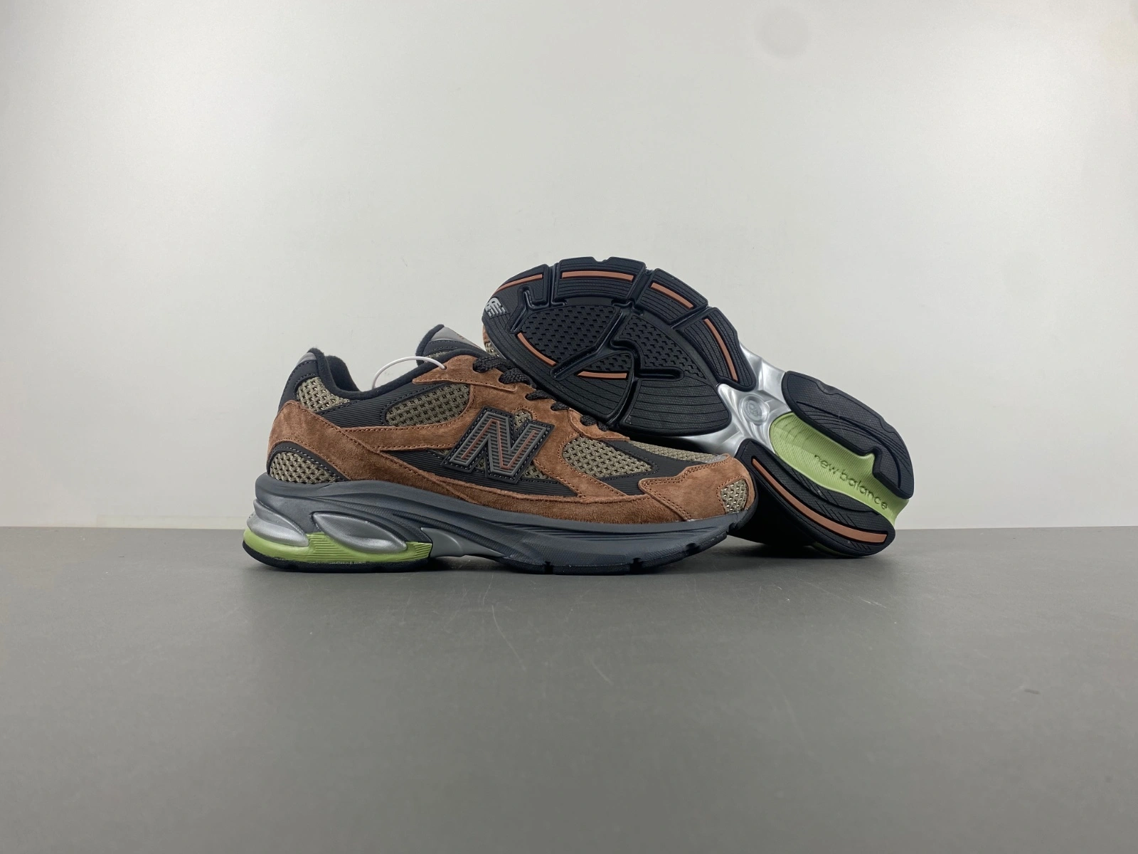 SportInspired New Balance 2010 Brown U2010ANV 2368