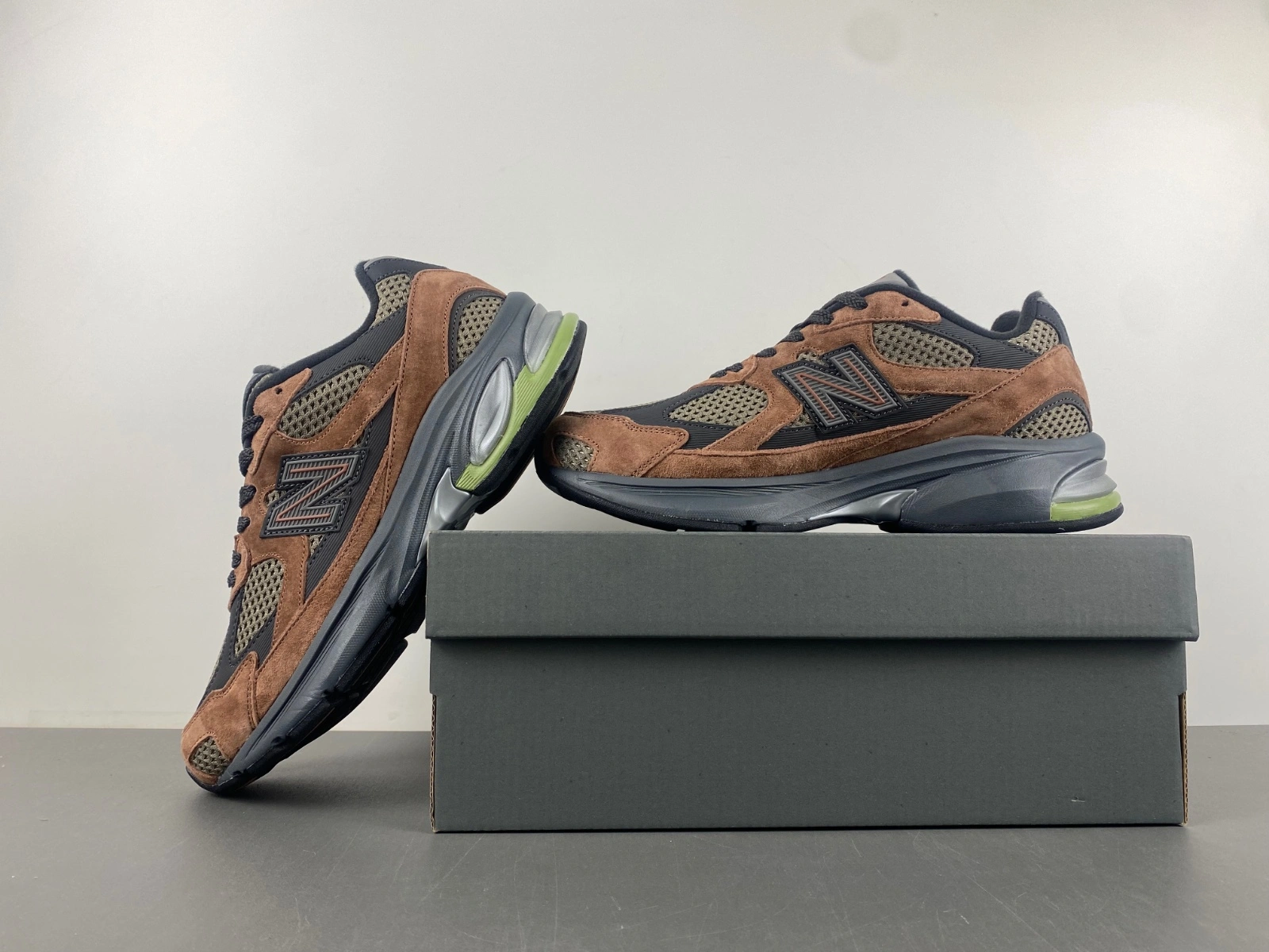 SportInspired New Balance 2010 Brown U2010ANV 2368
