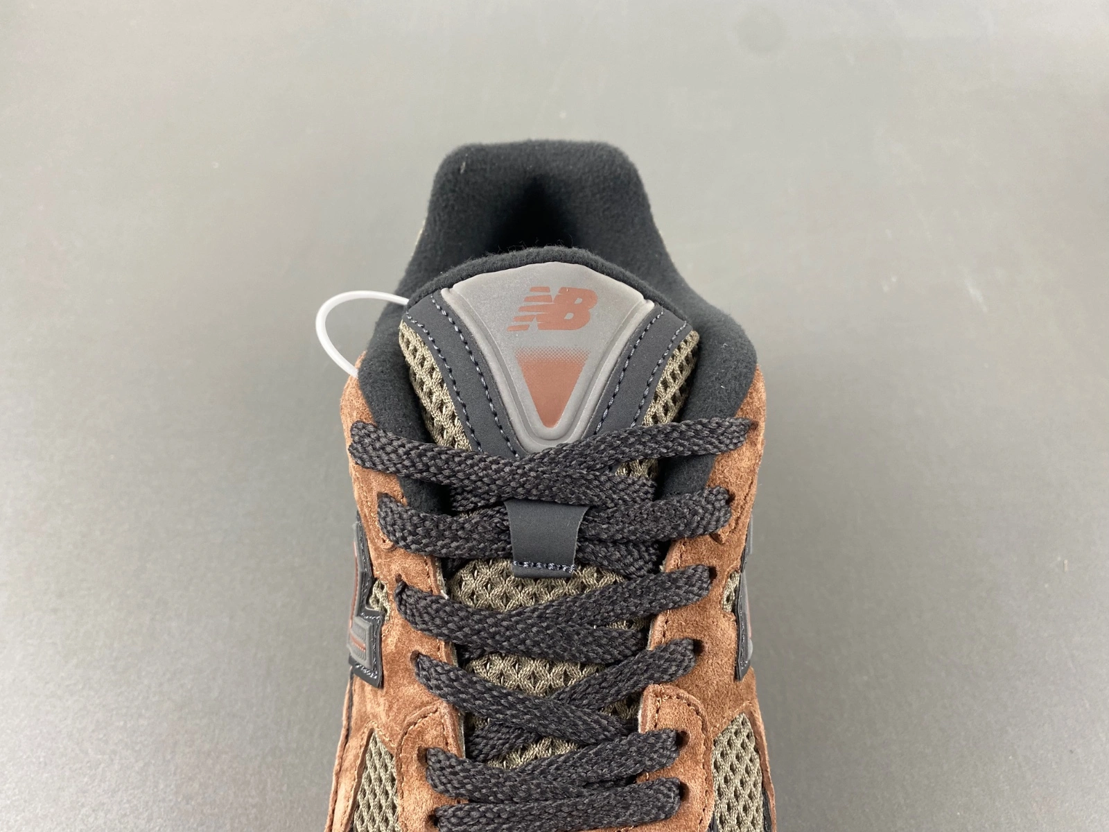 SportInspired New Balance 2010 Brown U2010ANV 2368