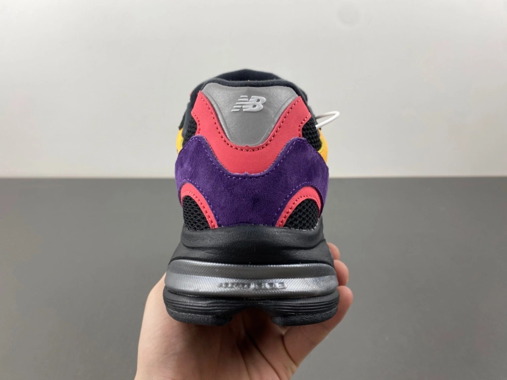 Breathable New Balance 2010 Kith Black Multi U2010KTF 2359