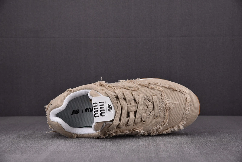 Classic New Balance 574 M*iu M*iu Denim Colonial Beige 2473