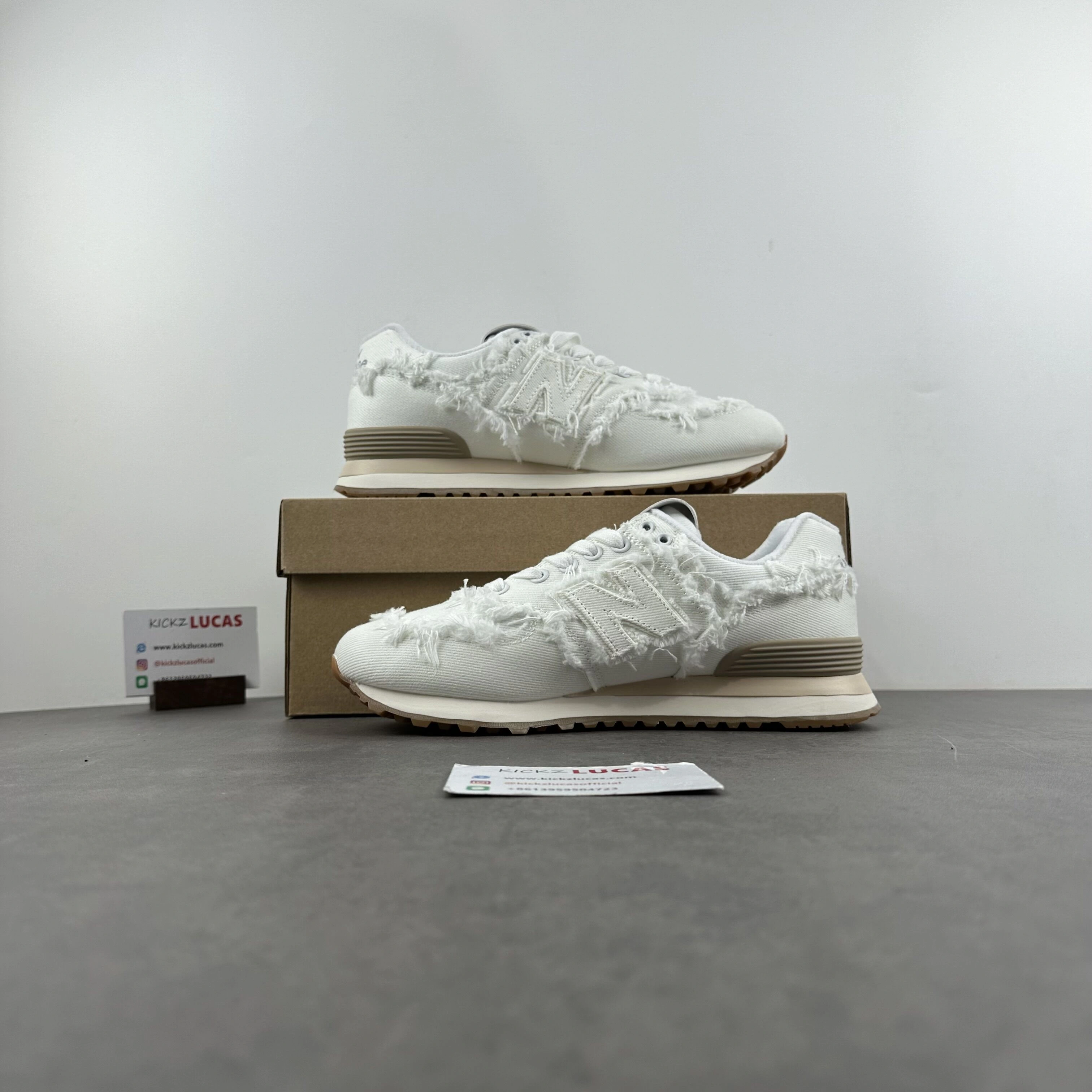 SportInspired New Balance 574 Miu Miu Denim White 5E765D_CSL_F0009_F_ 2463
