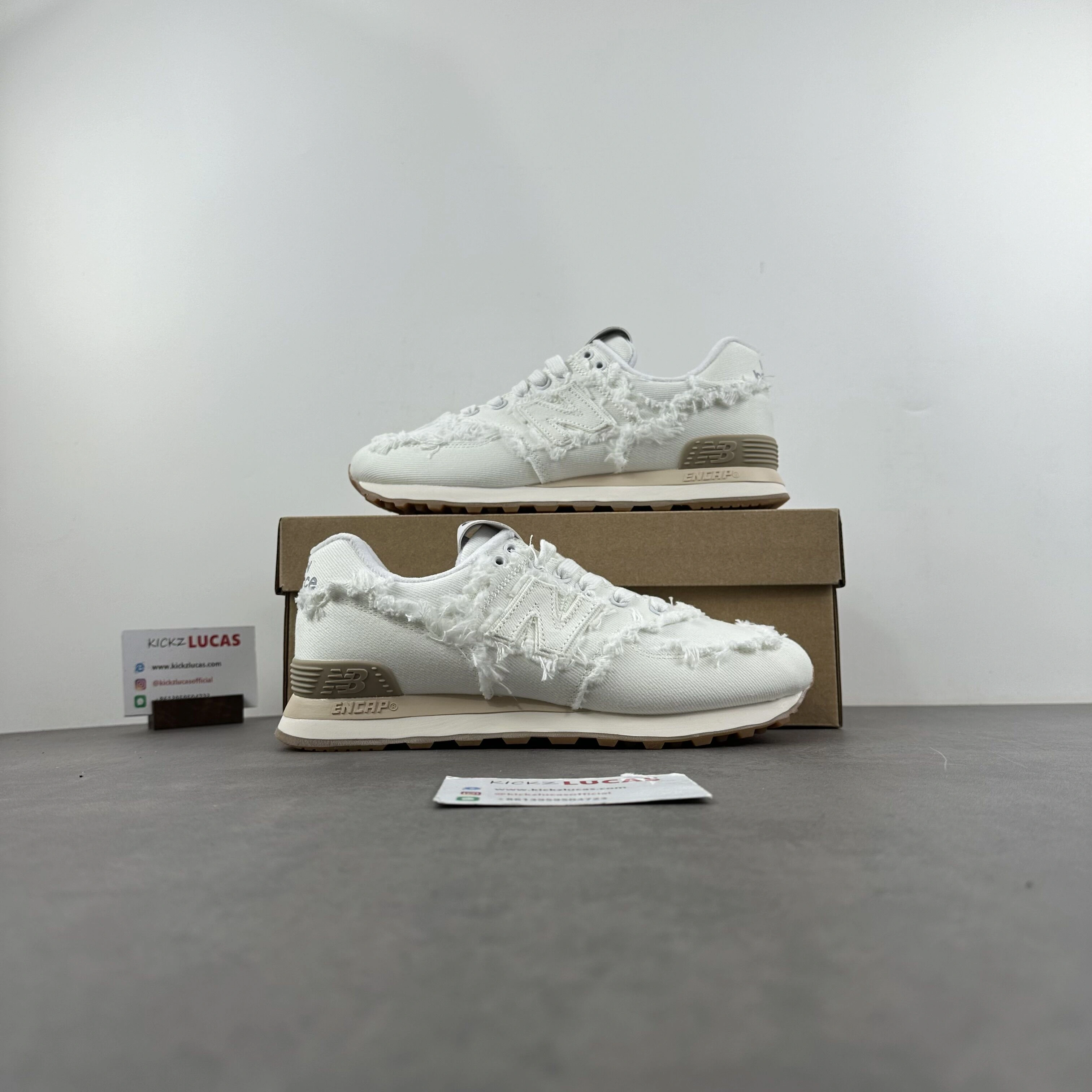 SportInspired New Balance 574 Miu Miu Denim White 5E765D_CSL_F0009_F_ 2463