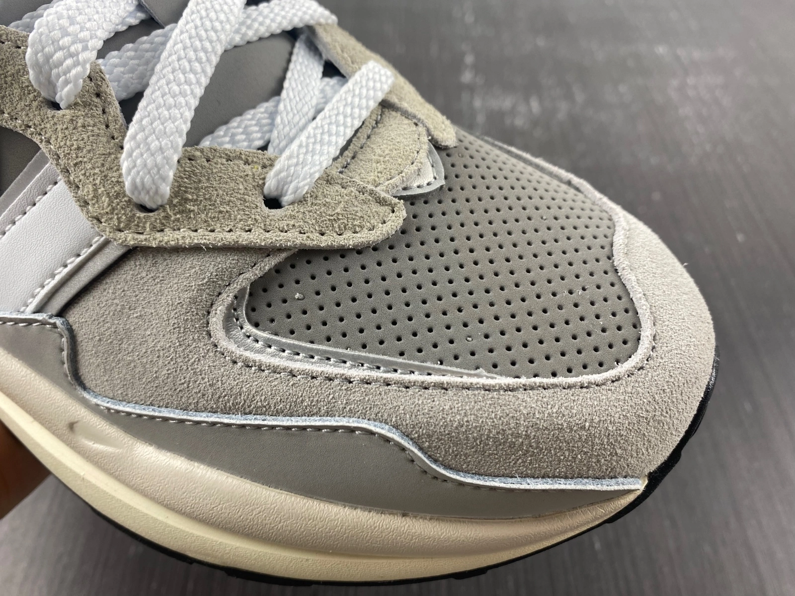 New Balance 57 40 Grey Day M5740TA Fashionable 2492