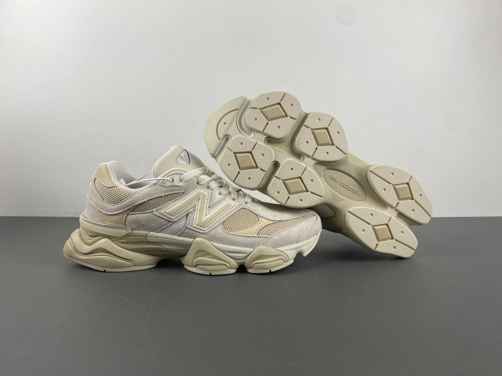Soft New Balance 9060 Beige U9060SS 2406