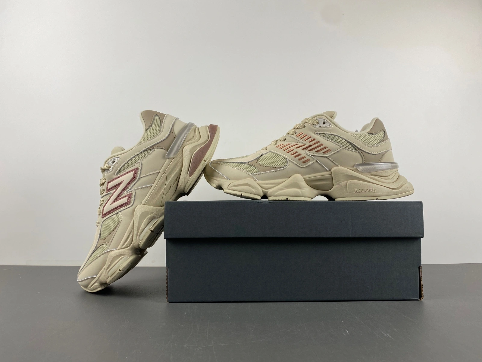 New Balance 9060 Bone Sparrow U9060ZGC Tailored 2370