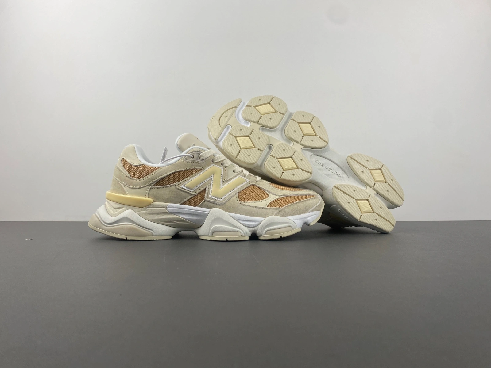 New Balance 9060 Brown Ivory White U9060FW Chic 2378