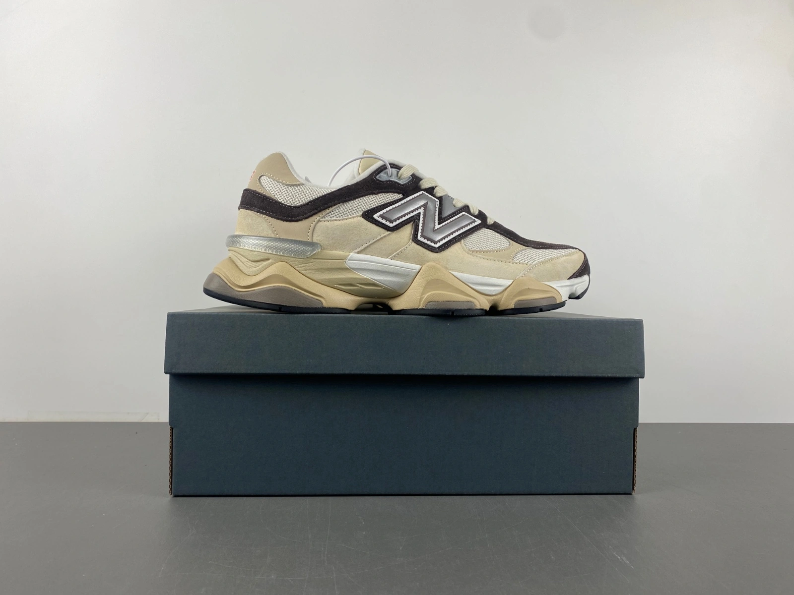 New Balance 9060 Emerging Brown U9060FLP Attractive 2373