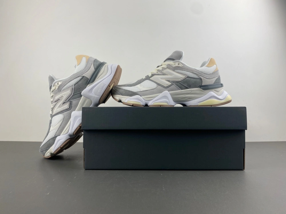 TravelReady New Balance 9060 Slate Grey Calcium U9060AUB 2325