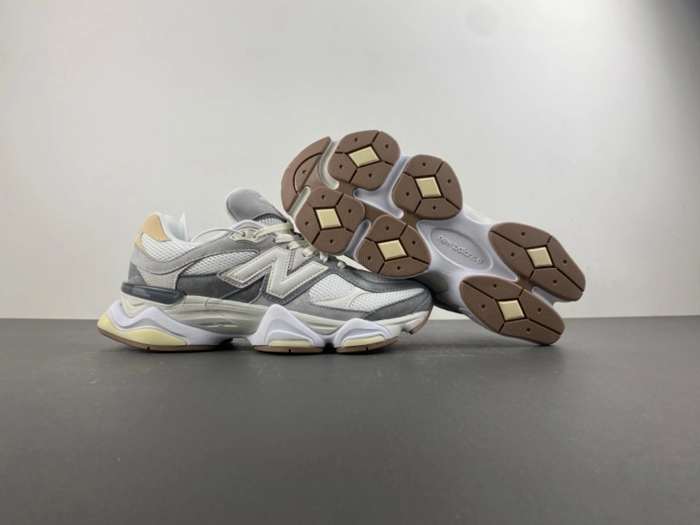 TravelReady New Balance 9060 Slate Grey Calcium U9060AUB 2325